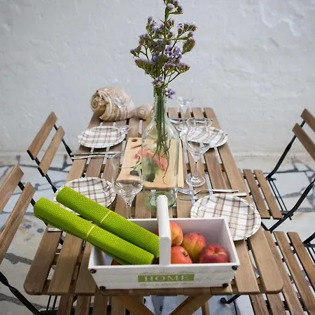 Manolia Apartment Naxos City