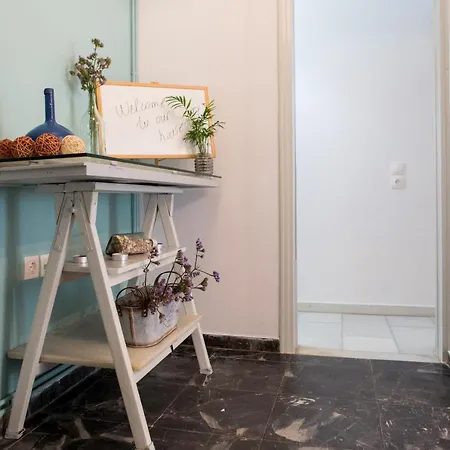 Apartment Manolia *